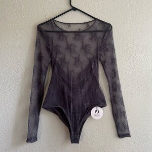 Ugerlov Women’s Bodysuit Small Floral Lace Snap Grey